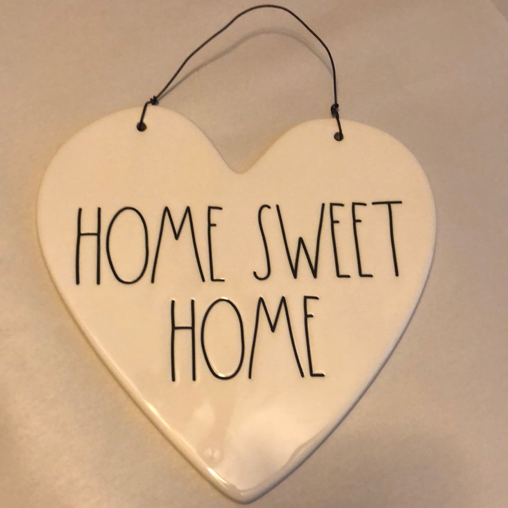 Ray Dunn Heart-Shaped White Wall Decor - Home Sweet Home